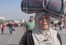 Habitantes de Gaza evacuados del norte al sur de la Franja de Gaza maldicen a los líderes de Hamás: ¡Khaled Mashal e Ismail Haniyah son colaboradores! ¡Khaled Mashal ha destruido esta ciudad!