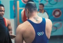 La televisión estatal iraní transmite video incitador en el que muestra a un atleta olímpico israelí con las manos ensangrentadas confrontado por otros atletas