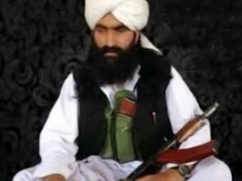 Escritor paquistaní advierte sobre el ‘talibanizar de nuevo’ la región y dice que el ascenso al poder de los talibanes afganos amenaza a los medios de comunicación pakistaníes