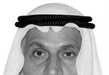 Autor ze Zjednoczonych Emiratów Arabskich: Zamiast wierzyć w teorie spiskowe Arabowie powinni znaleźć wspólny grunt ze swoimi przeciwnikami, takimi jak Izrael i USA, w celu zabezpieczenia swoich interesów