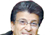 Egipski autor: Świat jest jednym wielkim obozem i muzułmanie muszą znaleźć w nim swoje miejsce