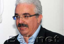 Tunezyjczycy protestują przeciwko prawu, pozwalającemu mężczyznom, którzy zgwałcili nieletnie dziewczynki, ożenić się ze swoimi ofiarami i uniknąć kary