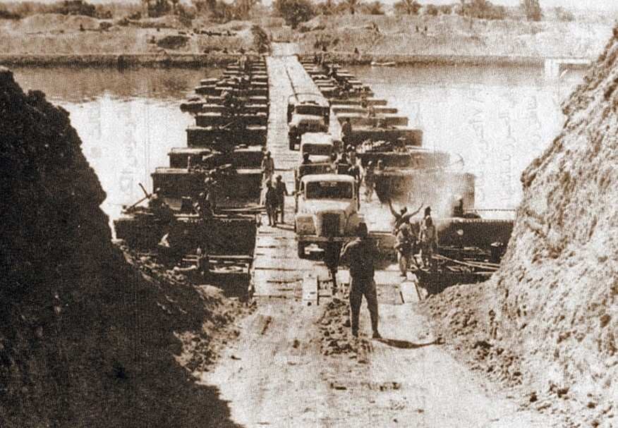 Egyptian forces crossing into the Suez Canal on October 7, 1973 (Source: CIA public domain image)