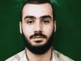 Artykuł w katarskiej gazecie rządowej: Muhammad Sinwar był wielkim i odważnym wojownikiem – wystarczy, że był „organizatorem” 7 października Muhammad Sinwar (Źródło: Yaffaps.com, 25 maja 2025)